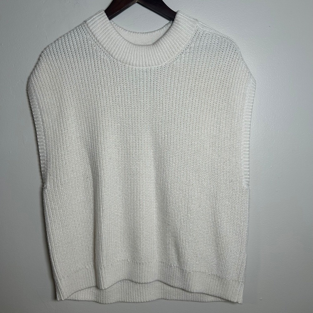 Abercrombie & Fitch Cream Knit‎ Mock Neck Sleeveless Sweater Vest Women's Large